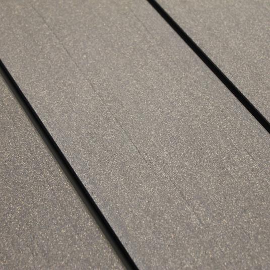 Megawood Basaltgrau Premium Oberfläche